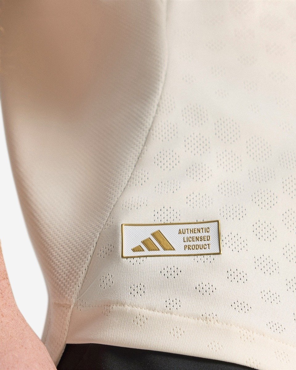 Liverpool Mens 25/26 Player Away Jersey - Image 4